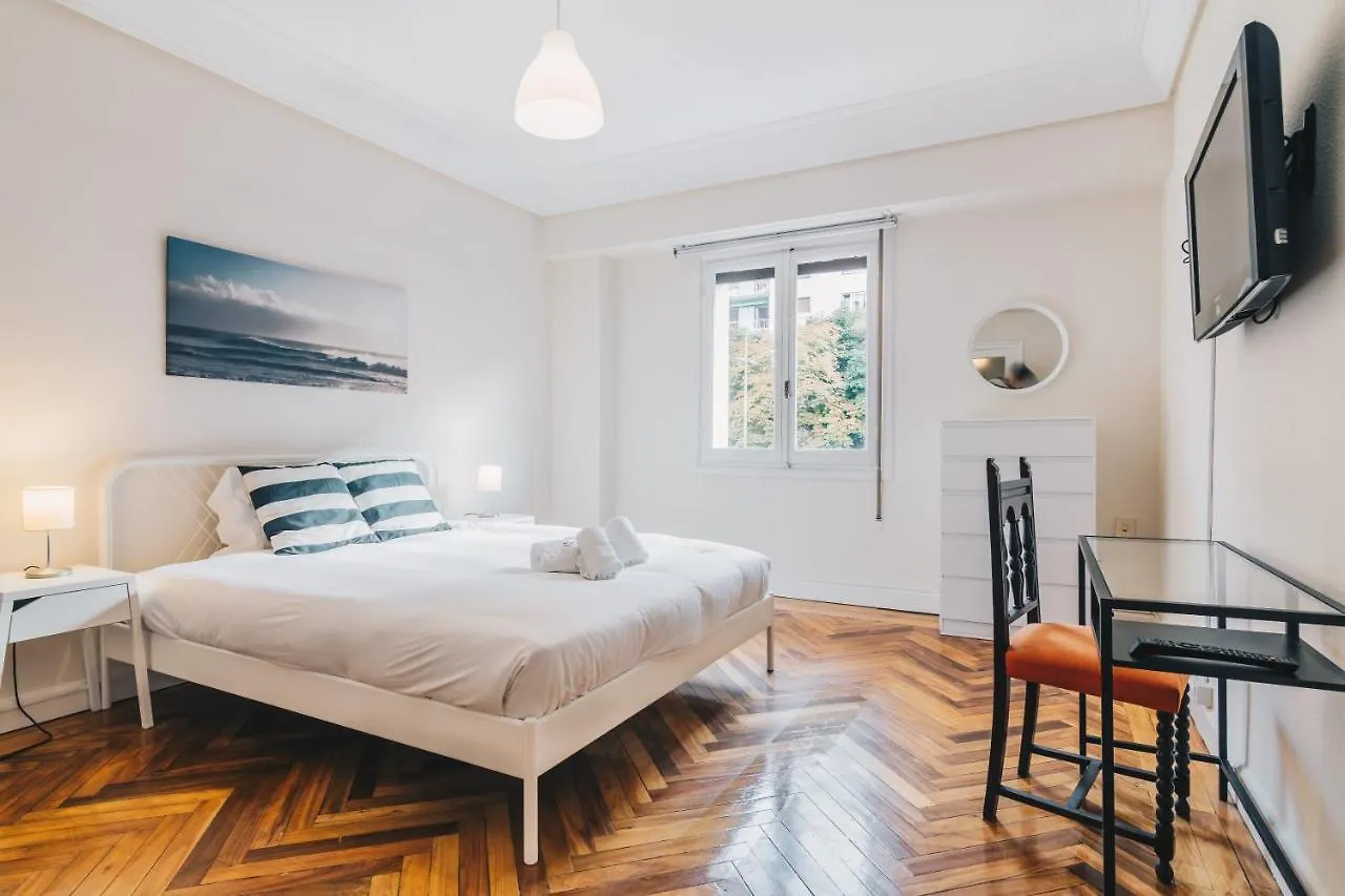 Apartment El Sauce By People Rentals San Sebastian Spain
